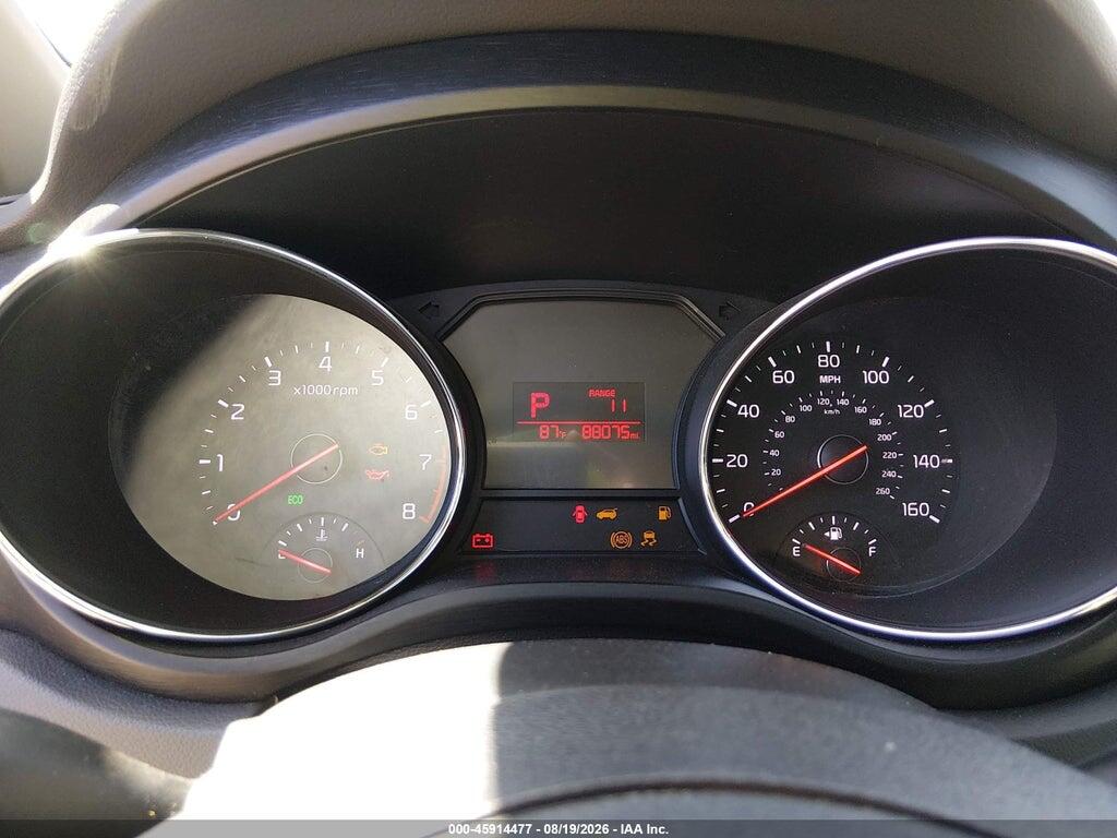 KNDMA5C10H6258995 2017 KIA SEDONA photo no. 7