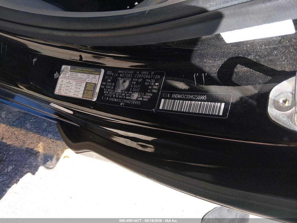 KNDMA5C10H6258995 2017 KIA SEDONA photo no. 9