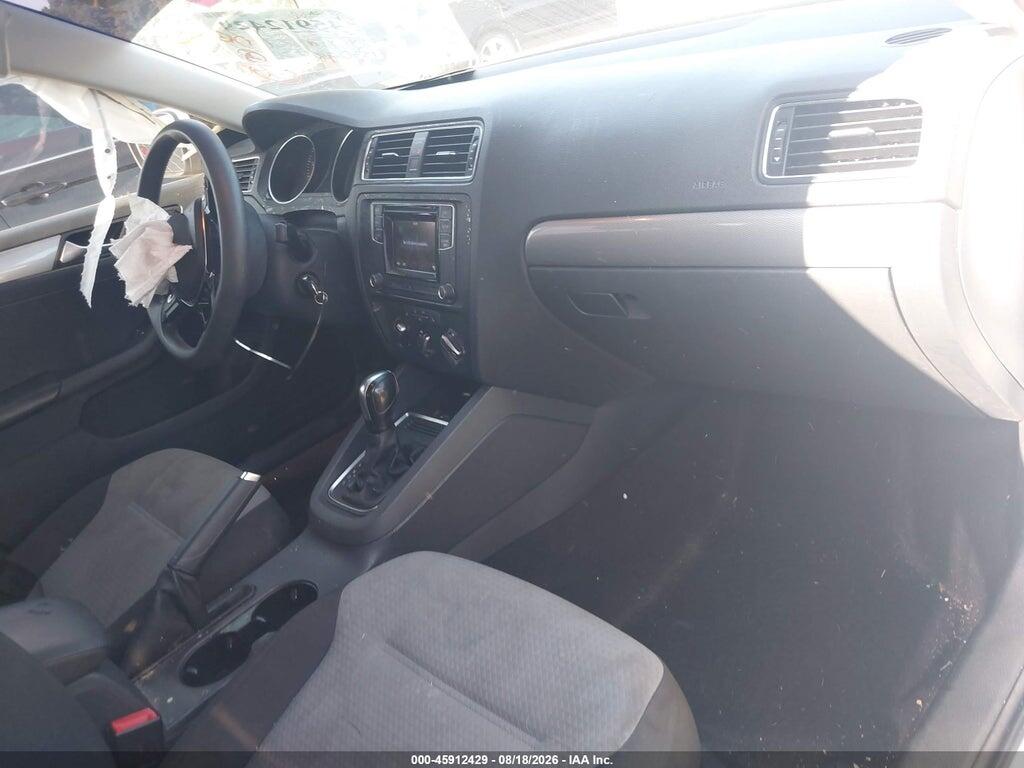 3VW2B7AJ2HM217686 2017 VOLKSWAGEN JETTA photo no. 5