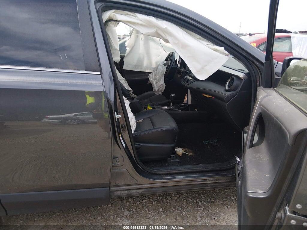 JTMDFREV7HD201956 2017 TOYOTA RAV4 photo no. 5