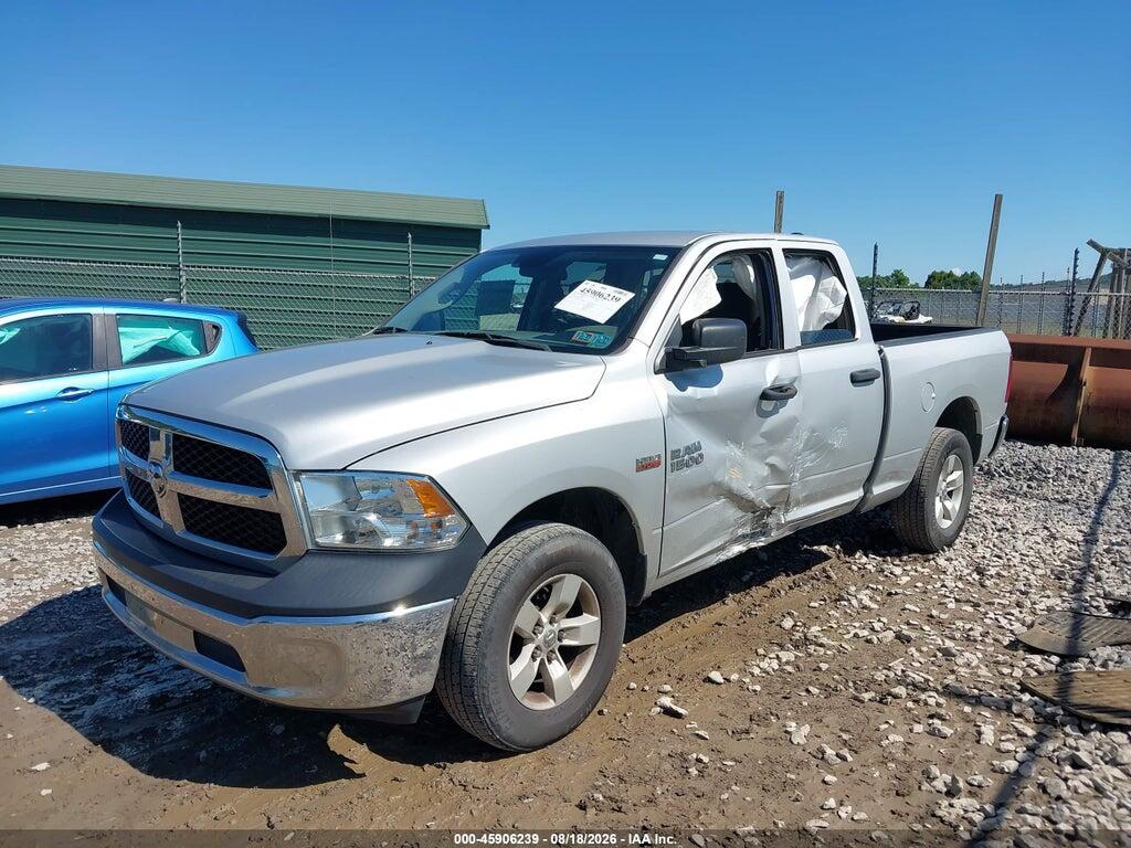 1C6RR7FT4JS327912 2018 RAM 1500 photo no. 2
