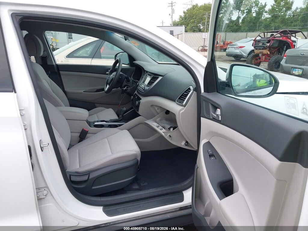 KM8J2CA4XJU701443 2018 HYUNDAI TUCSON photo no. 5