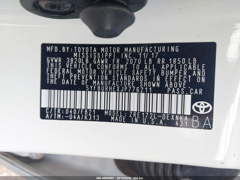 5YFBURHEXJP776211 2018 TOYOTA COROLLA photo no. 9