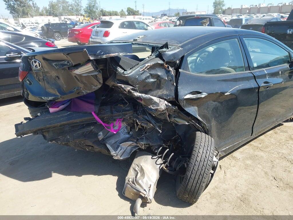 5NPDH4AEXGH758372 2016 HYUNDAI ELANTRA photo no. 12