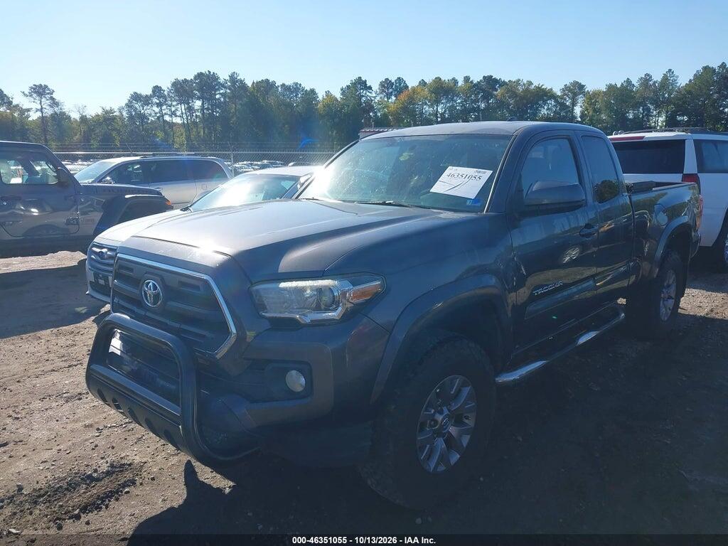 2016 TOYOTA TACOMA SR5 — Фото 2 из 16
