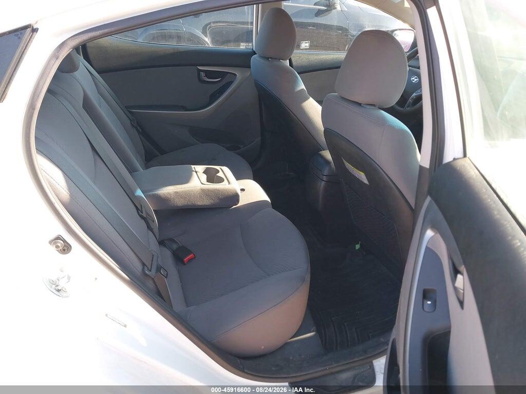 5NPDH4AE9GH745547 2016 HYUNDAI ELANTRA photo no. 8