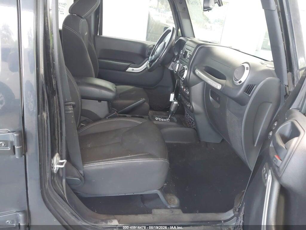 1C4BJWEG8GL184806 2016 JEEP WRANGLER UNLIMITED photo no. 5