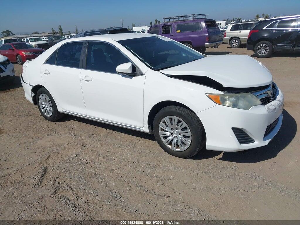 4T4BF1FK4ER404006 2014 TOYOTA CAMRY photo no. 1