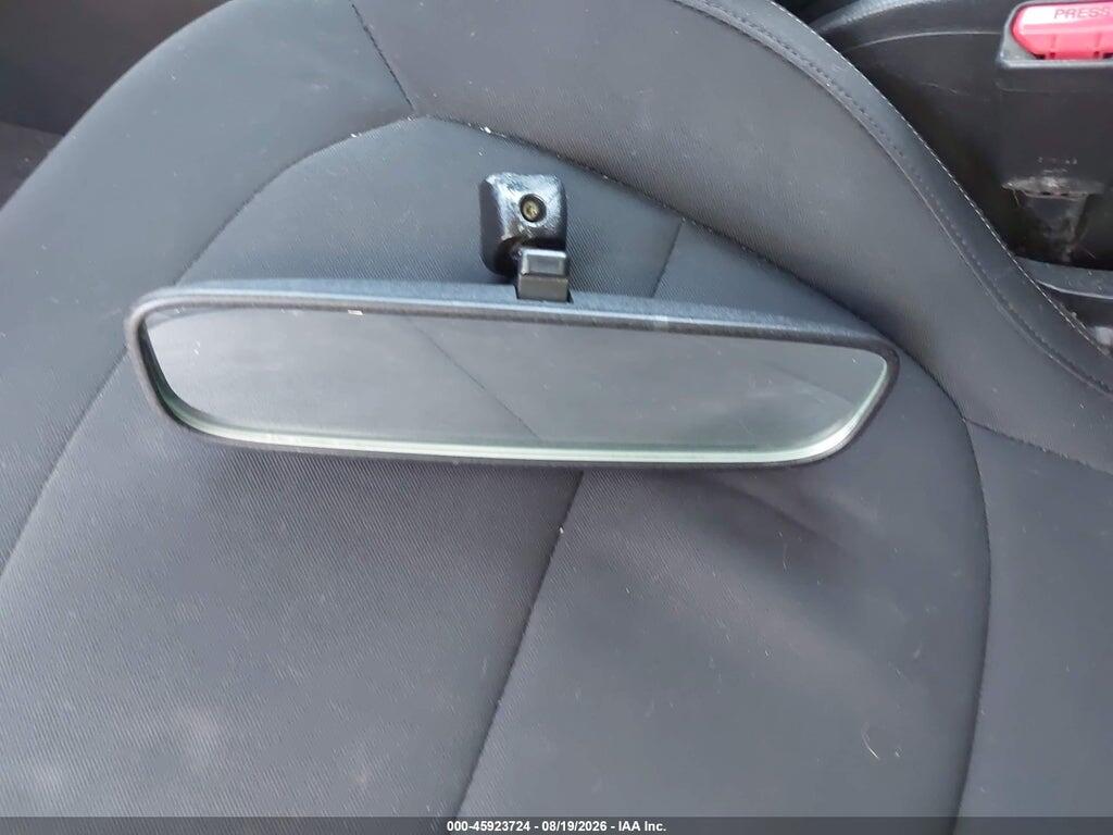 KNDJN2A28E7701045 2014 KIA SOUL photo no. 12