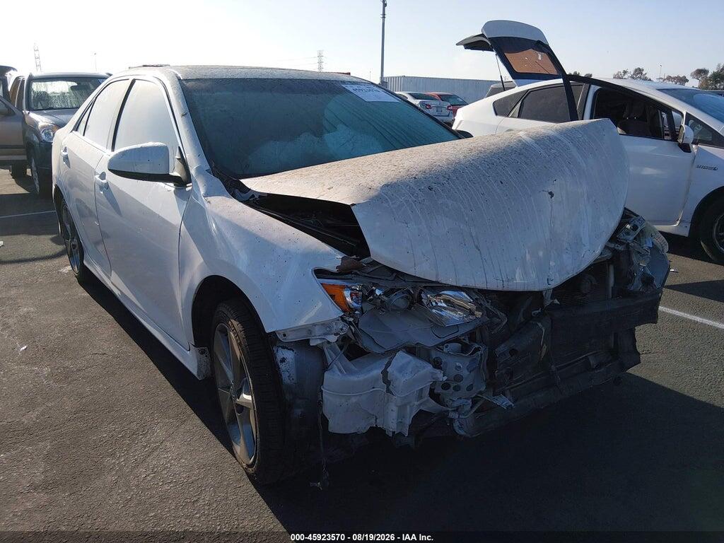 4T1BF1FK3EU410535 2014 TOYOTA CAMRY photo no. 1