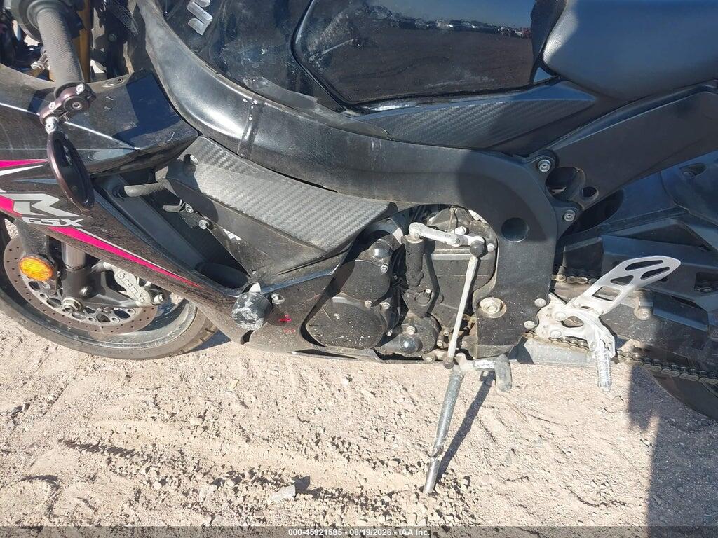 JS1GR7MAXE2101116 2014 SUZUKI GSX-R750 photo no. 9