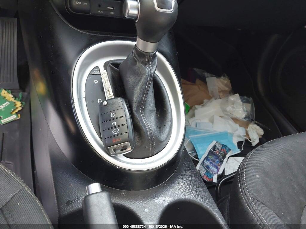 KNDJP3A59K7692958 2019 KIA SOUL photo no. 11
