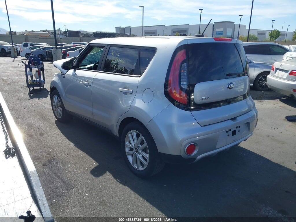 KNDJP3A59K7692958 2019 KIA SOUL photo no. 3