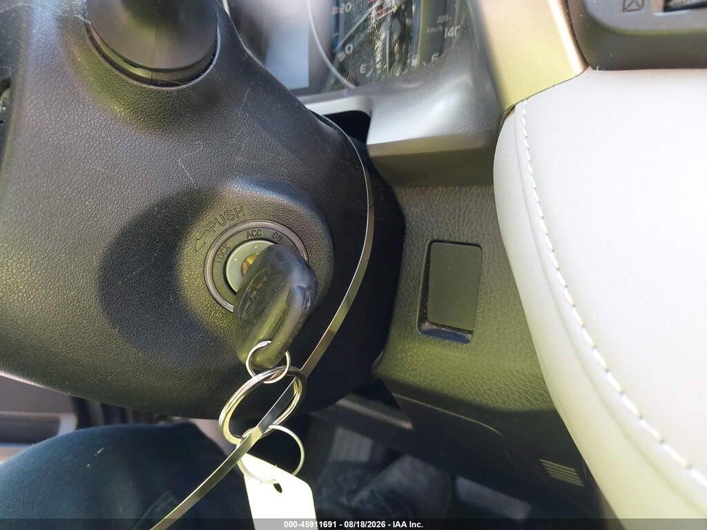 JTMWFREV5HD096570 2017 TOYOTA RAV4 photo no. 11