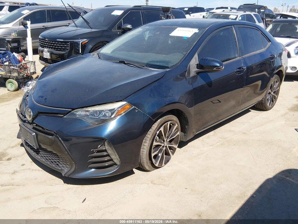 5YFBURHE1HP672006 2017 TOYOTA COROLLA photo no. 2