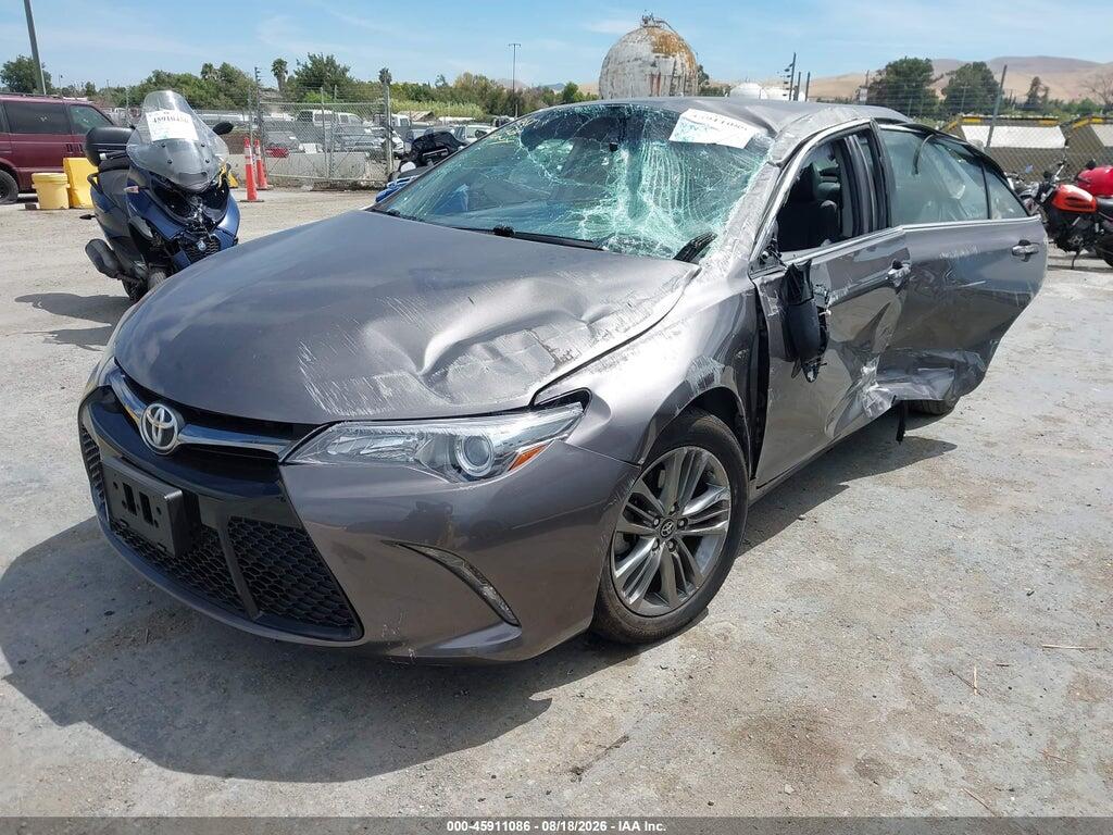 4T1BF1FK4HU787928 2017 TOYOTA CAMRY photo no. 2
