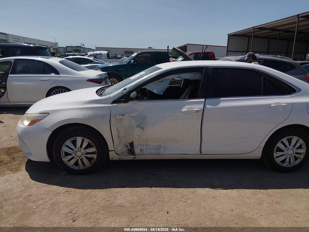 4T1BF1FK4HU777528 2017 TOYOTA CAMRY photo no. 6