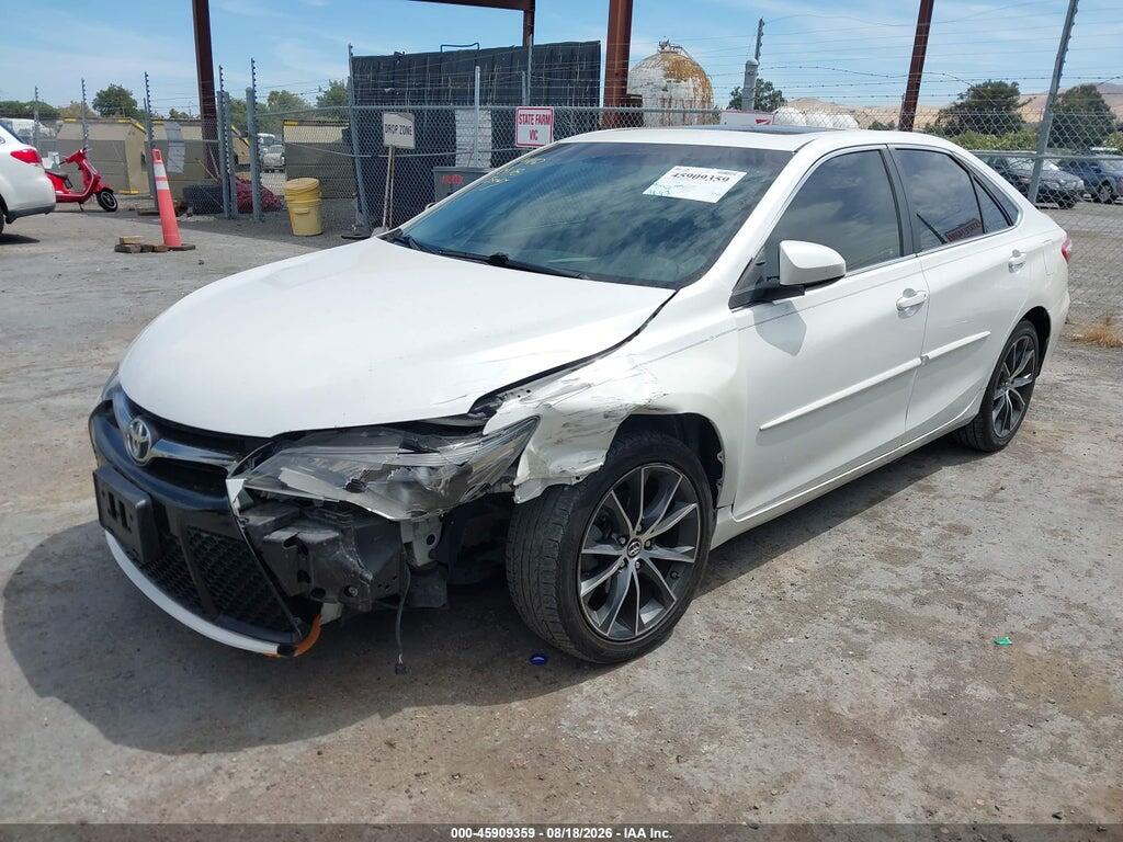 4T1BF1FKXHU368756 2017 TOYOTA CAMRY photo no. 2