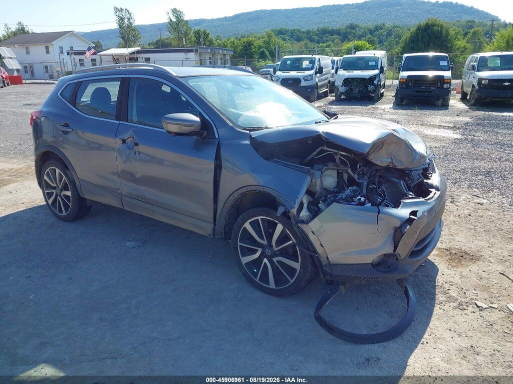 JN1BJ1CR9HW125256 2017 NISSAN ROGUE SPORT photo no. 1