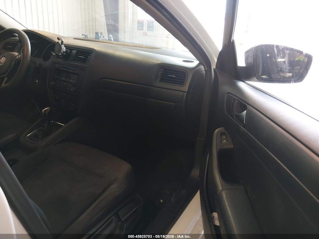 3VW2K7AJ5FM309601 2015 VOLKSWAGEN JETTA photo no. 5