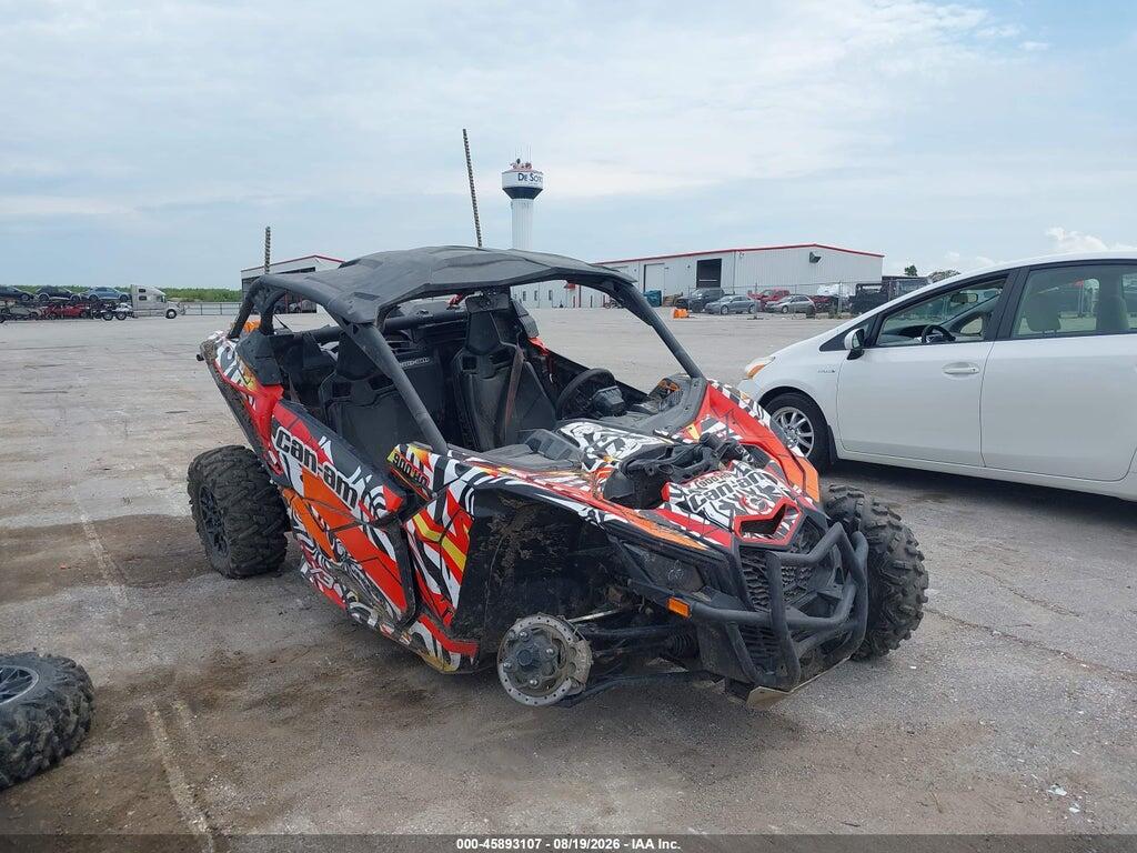 2018 CAN-AM MAVERICK X3 3JBVGA244JK000894