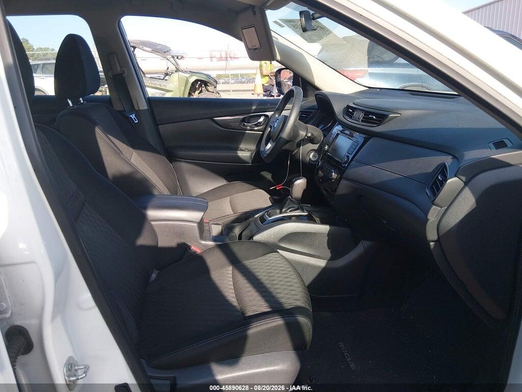 KNMAT2MT4JP596735 2018 NISSAN ROGUE photo no. 5