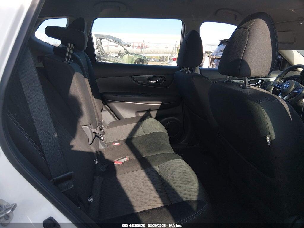 KNMAT2MT4JP596735 2018 NISSAN ROGUE photo no. 8