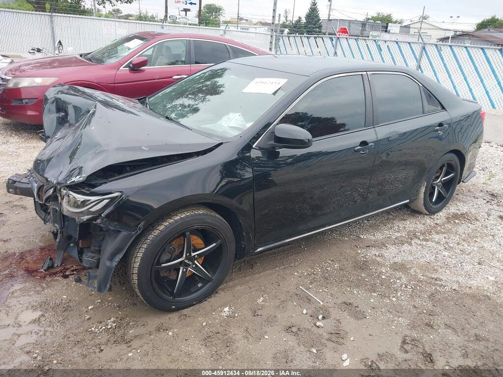 4T4BF1FKXER442324 2014 TOYOTA CAMRY photo no. 2