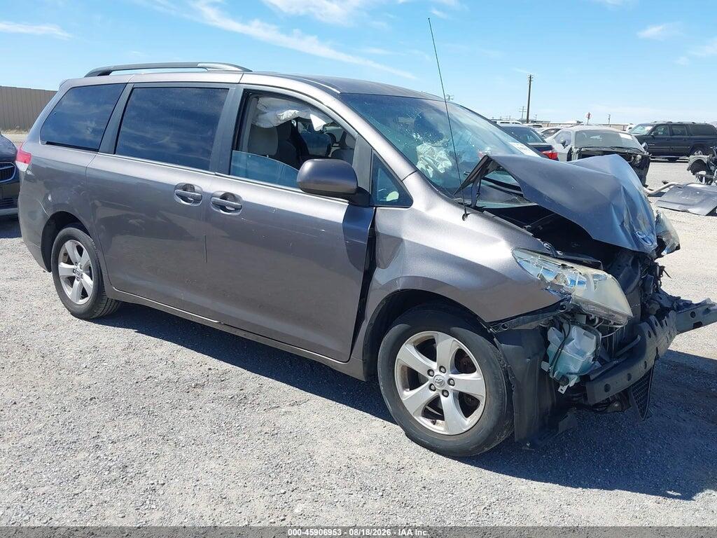 5TDKK3DC3ES469340 2014 TOYOTA SIENNA photo no. 1