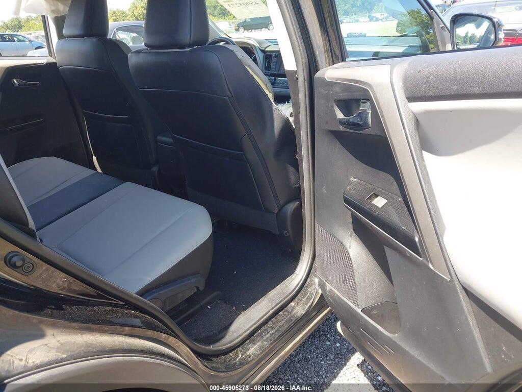 2T3YFREV5HW382396 2017 TOYOTA RAV4 photo no. 8