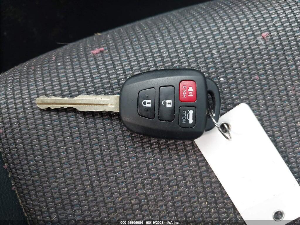 5YFBURHE7HP722150 2017 TOYOTA COROLLA photo no. 11