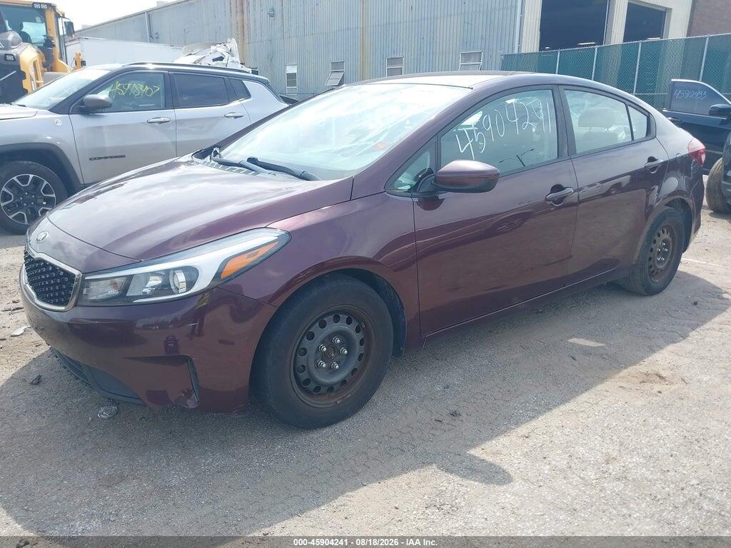 3KPFL4A79HE105238 2017 KIA FORTE photo no. 2