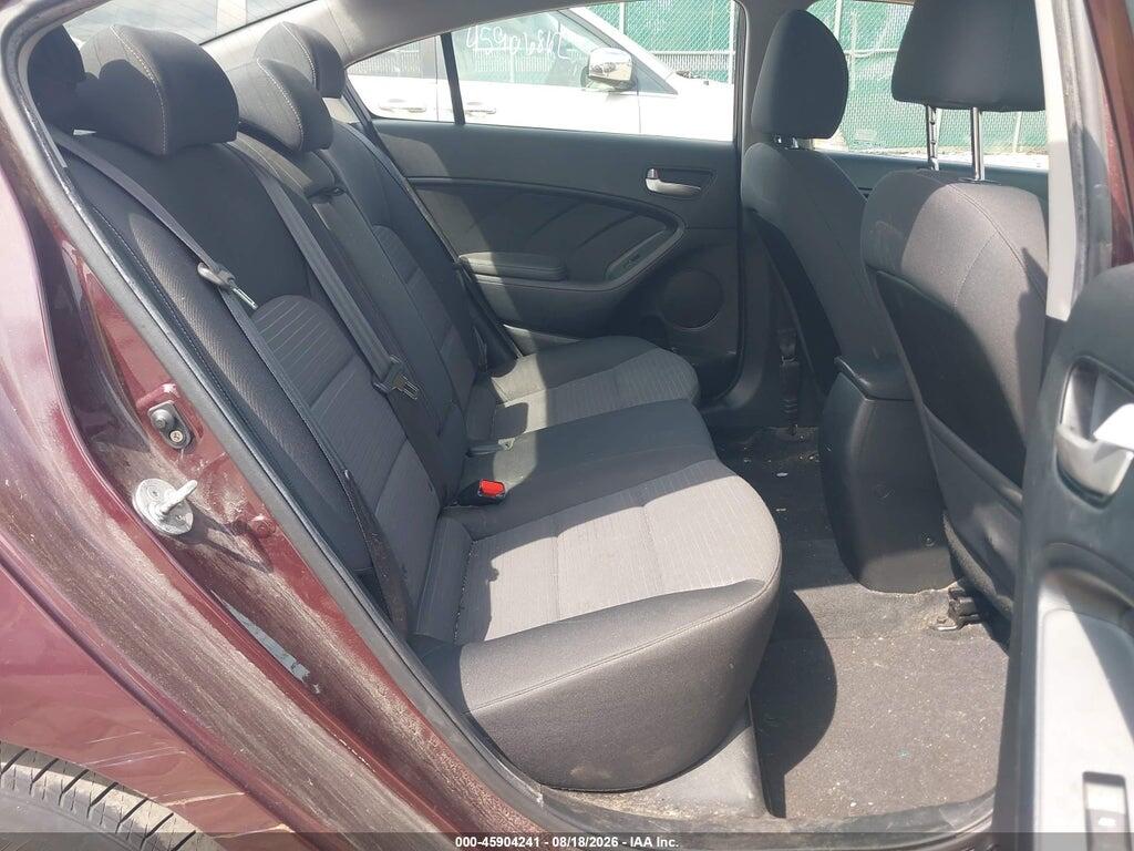 3KPFL4A79HE105238 2017 KIA FORTE photo no. 8