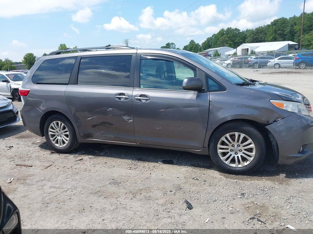 5TDYZ3DC7HS767559 2017 TOYOTA SIENNA photo no. 12