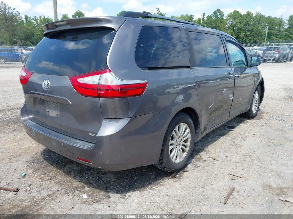 5TDYZ3DC7HS767559 2017 TOYOTA SIENNA photo no. 4