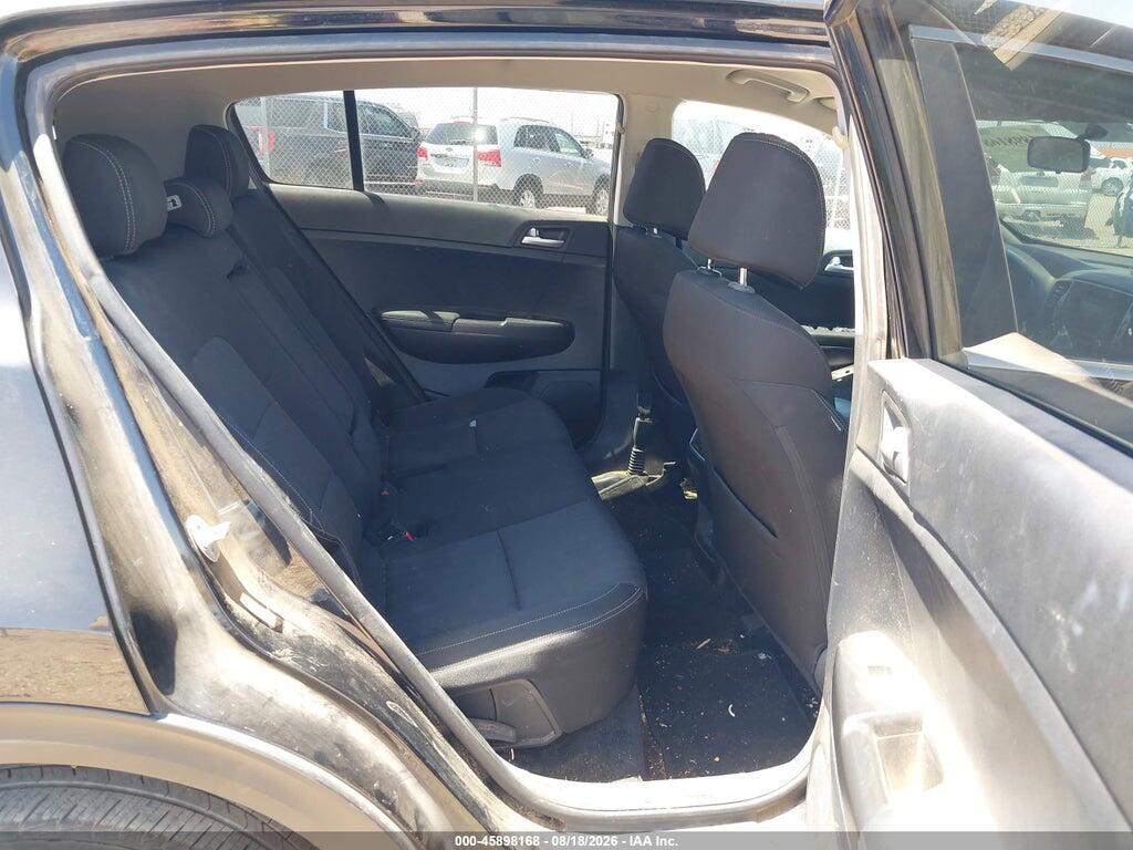 KNDPMCAC4H7219866 2017 KIA SPORTAGE photo no. 8