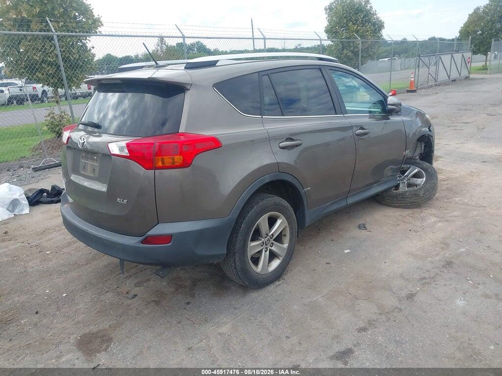 2T3WFREV1FW217580 2015 TOYOTA RAV4 photo no. 4