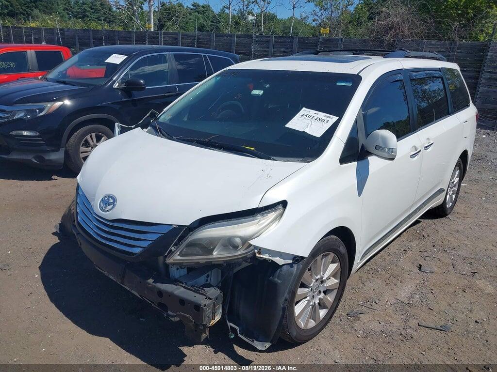 5TDDK3DC9FS112531 2015 TOYOTA SIENNA photo no. 2