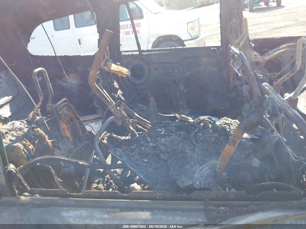 5FNYF6H02GB064013 2016 HONDA PILOT photo no. 8
