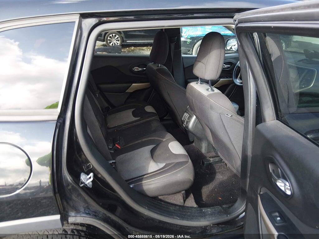 1C4PJLCB7JD595479 2018 JEEP CHEROKEE photo no. 8