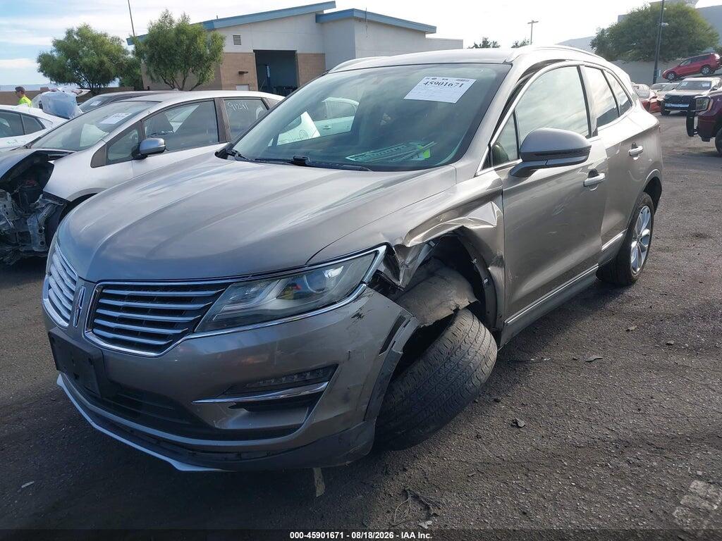 5LMCJ2C90GUJ21946 2016 LINCOLN MKC photo no. 2
