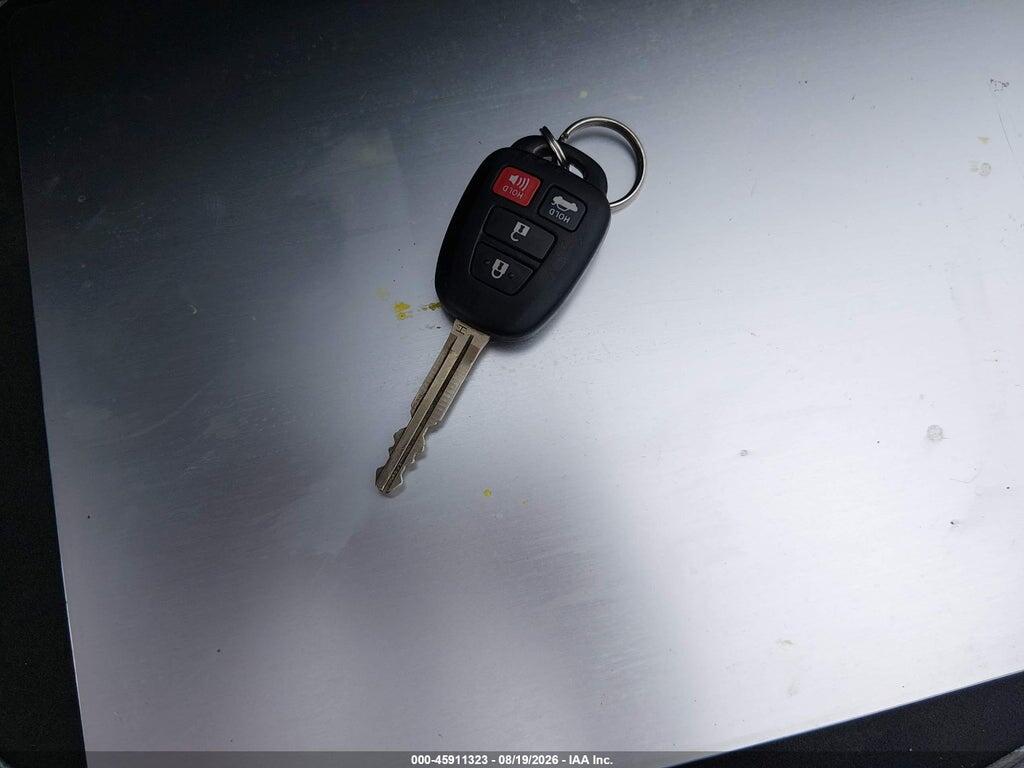 2T1BURHE5FC362311 2015 TOYOTA COROLLA photo no. 11