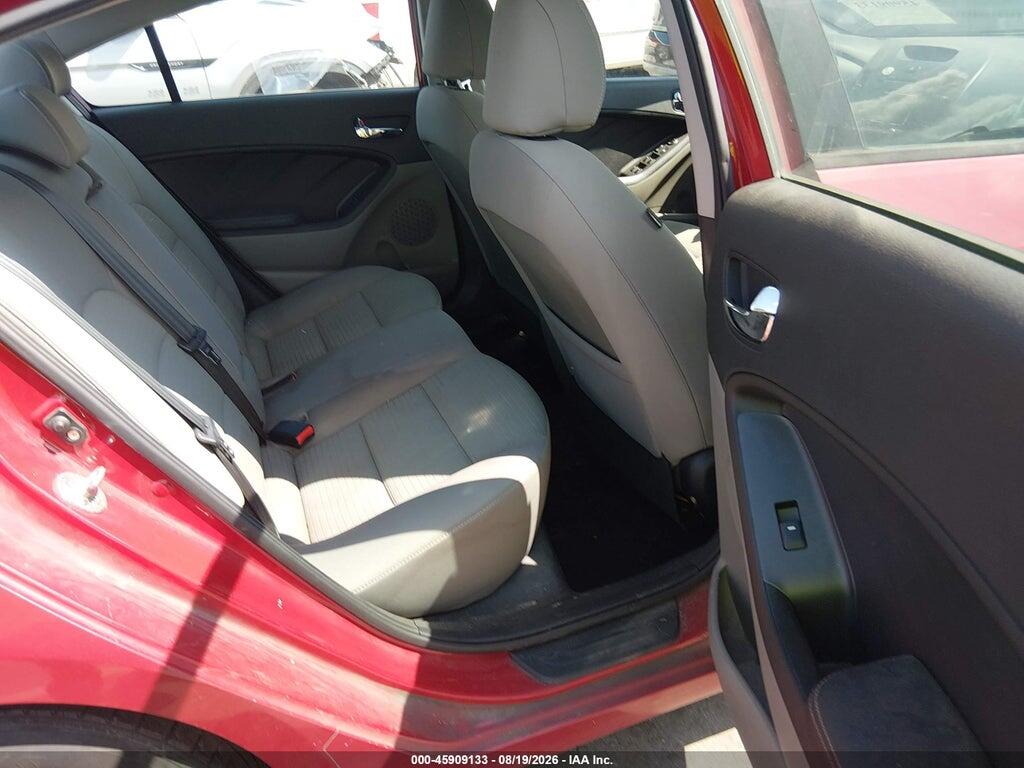KNAFX4A66F5343209 2015 KIA FORTE photo no. 8