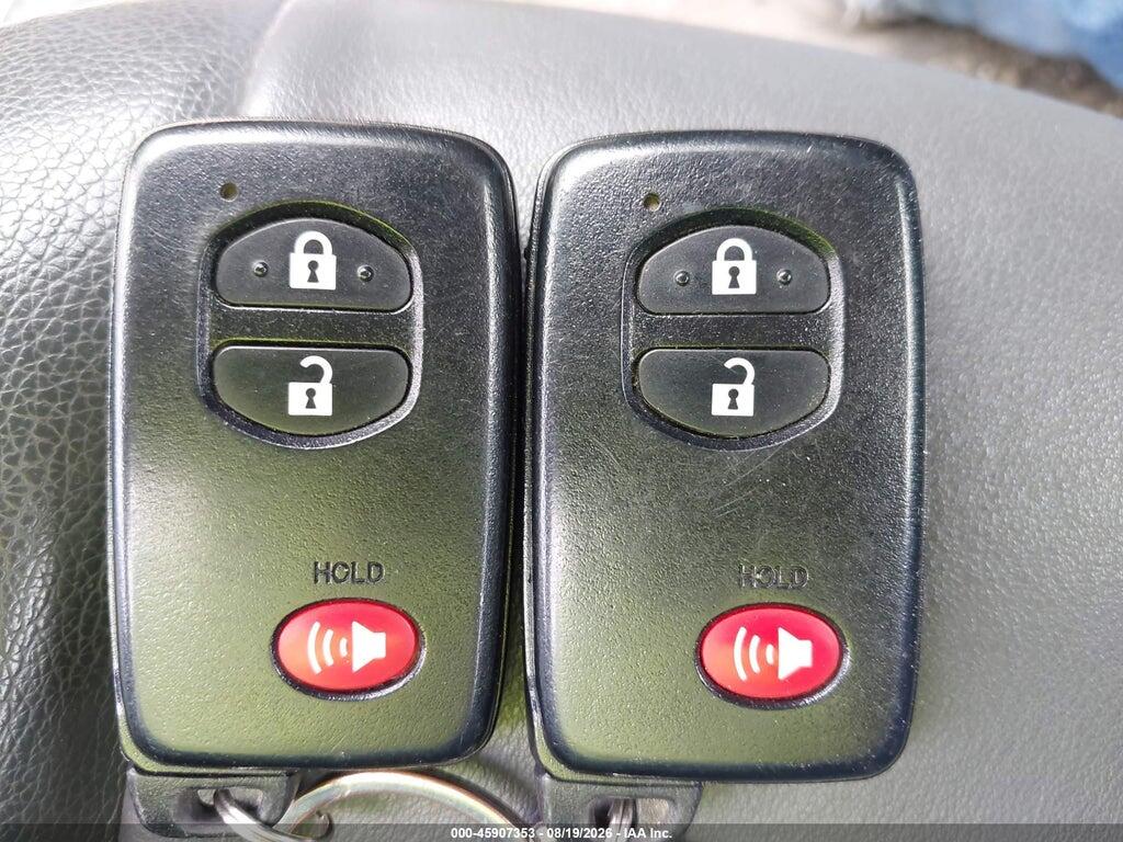 JTDKN3DU1F1885742 2015 TOYOTA PRIUS photo no. 11