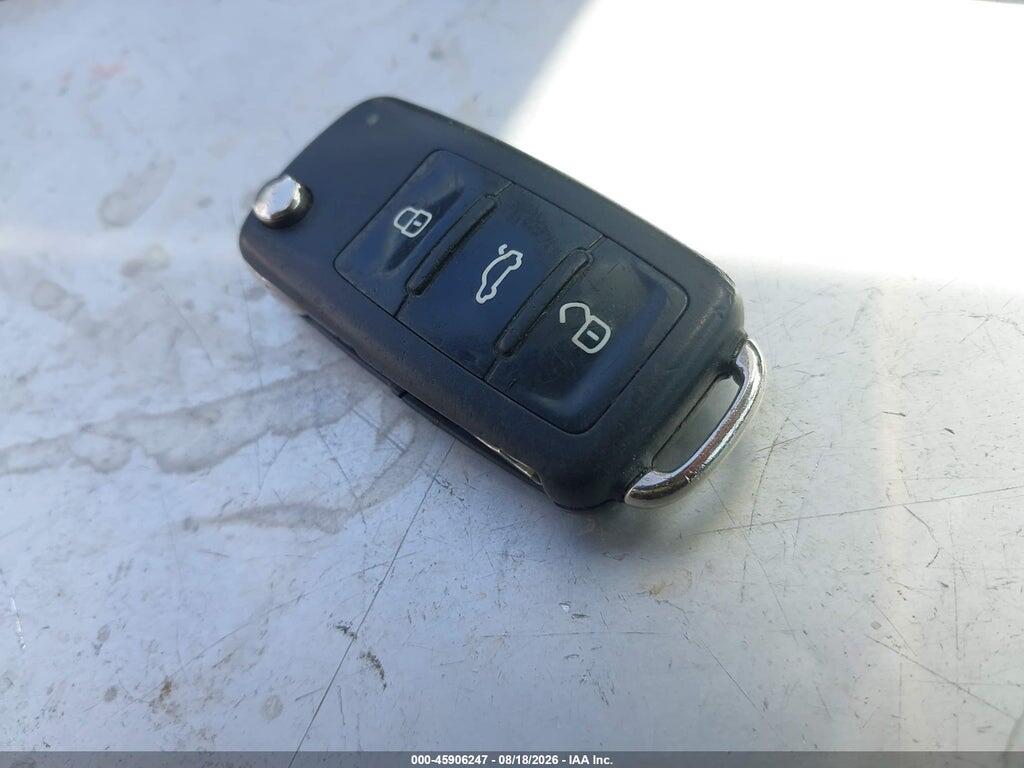 1VWAT7A36FC109676 2015 VOLKSWAGEN PASSAT photo no. 11