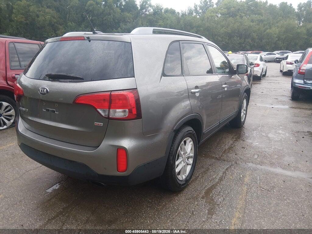 5XYKT3A69FG623950 2015 KIA SORENTO photo no. 4