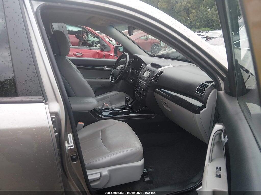 5XYKT3A69FG623950 2015 KIA SORENTO photo no. 5