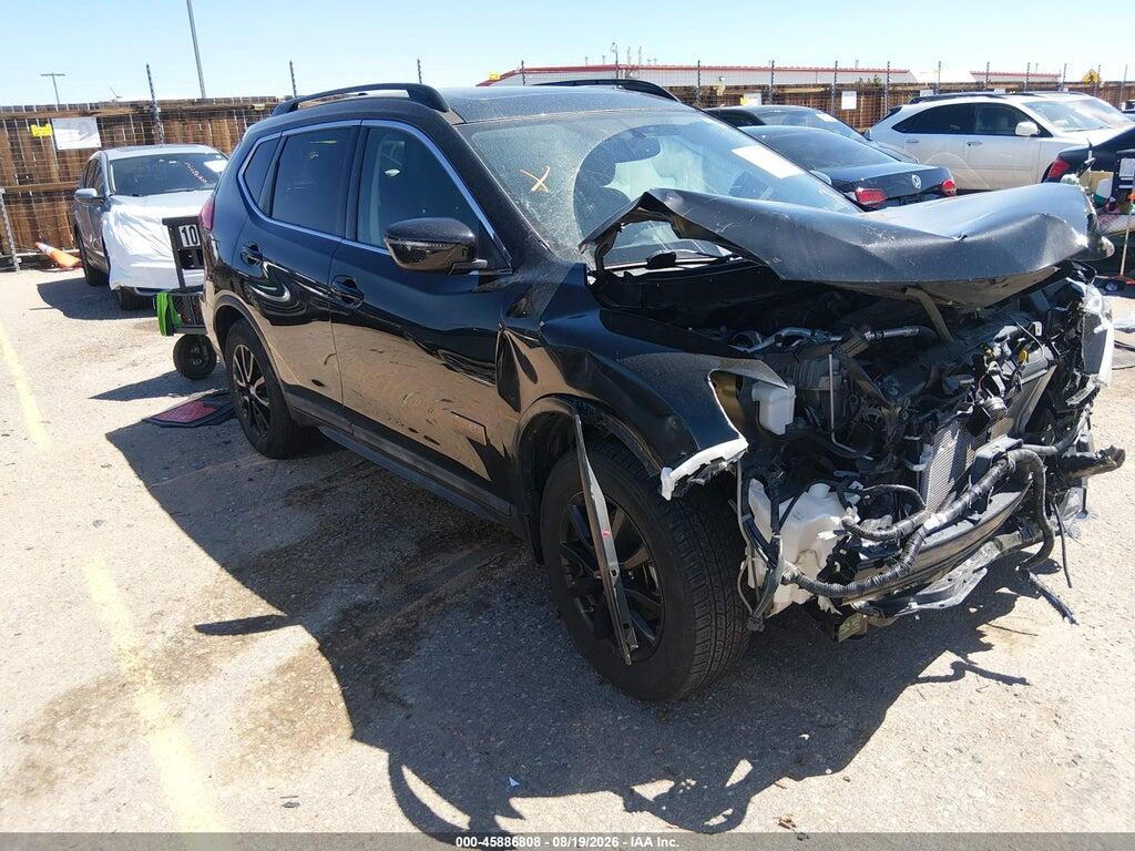 5N1AT2MT7HC769242 2017 NISSAN ROGUE photo no. 1