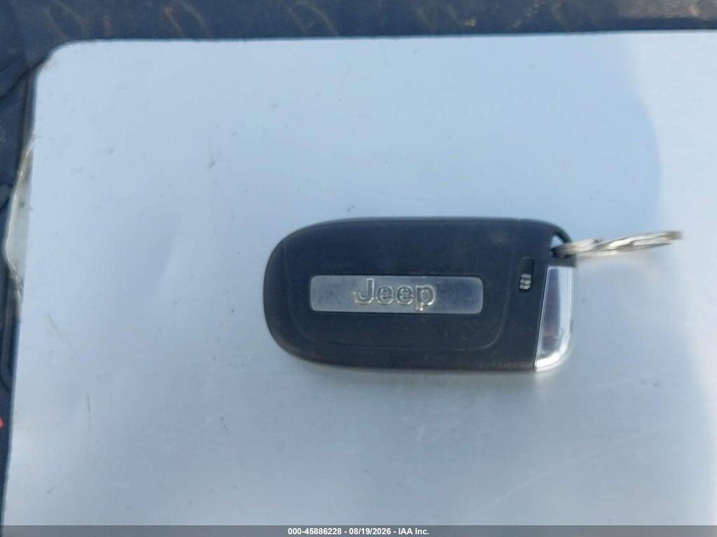 ZACCJBBB2HPE49643 2017 JEEP RENEGADE photo no. 11