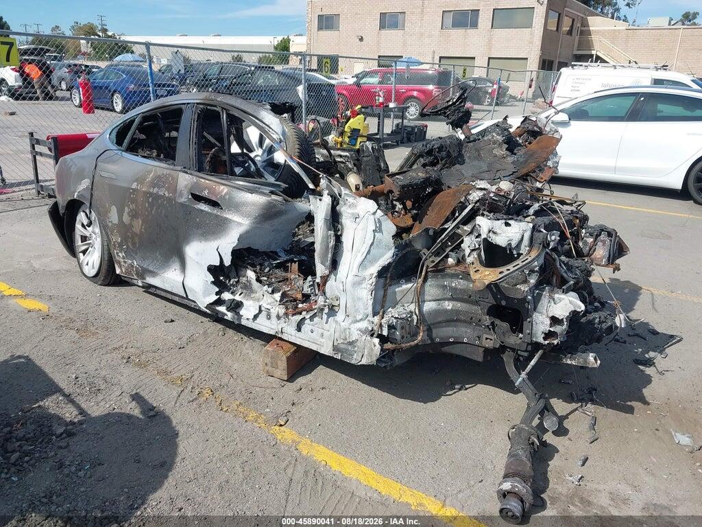 2016 TESLA MODEL S 5YJSA1E2XGF150974